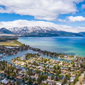 A picture of the South Lake Tahoe.
