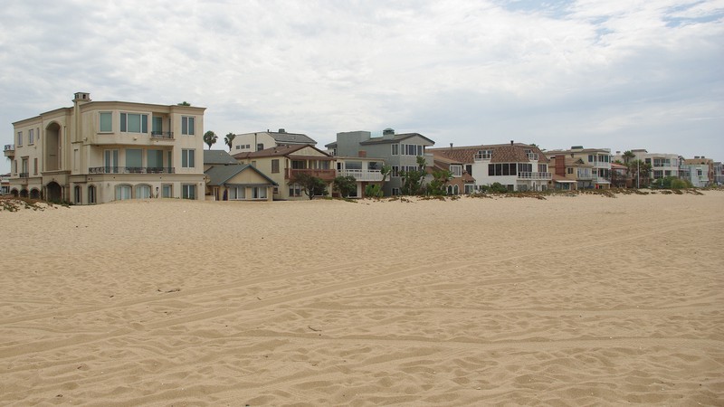 Under a new bill, California's coastline could see an increase in housing development.