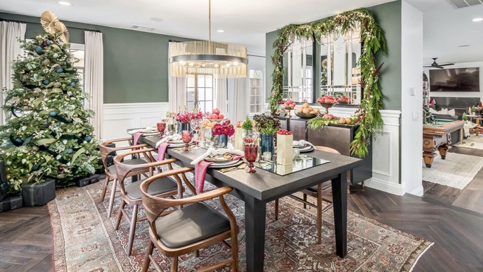 This elegantly decorated dining room, from a previous Holiday Home Tour, is an example of what visitors will see on the 2022 tour. Another example is below.