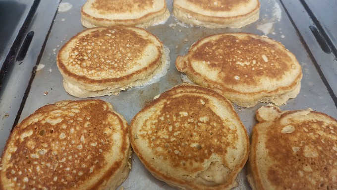 These pumpkin pancakes are a great choice for an autumn breakfast.