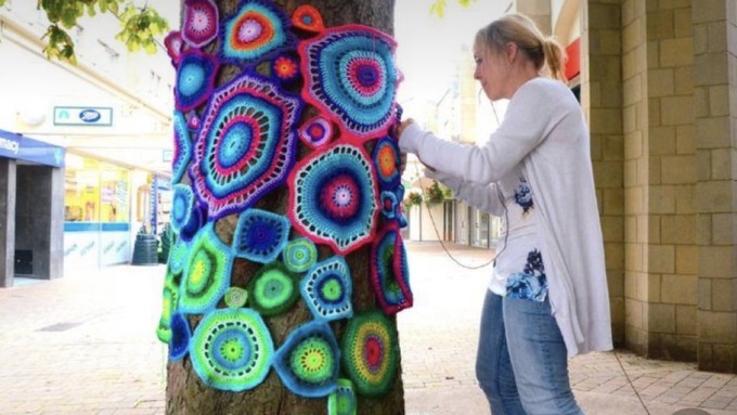 Ever been to a yarn bombing? Local textile artists will attach yarn pieces to McKinley Park's trees on Saturday morning.