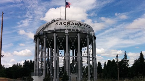 Image caption: Sacramento County’s water management system is a complicated melange of more than two dozen districts.