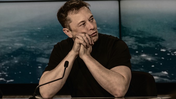 Image caption: Elon Musk says he wants to buy Twitter to protect ‘free speech.’