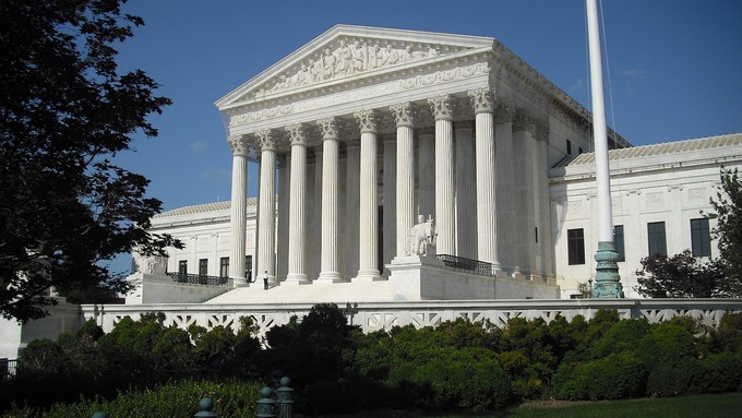 Image caption: The U.S. Supreme Court struck a blow at a two-decade-old California workers' rights law.