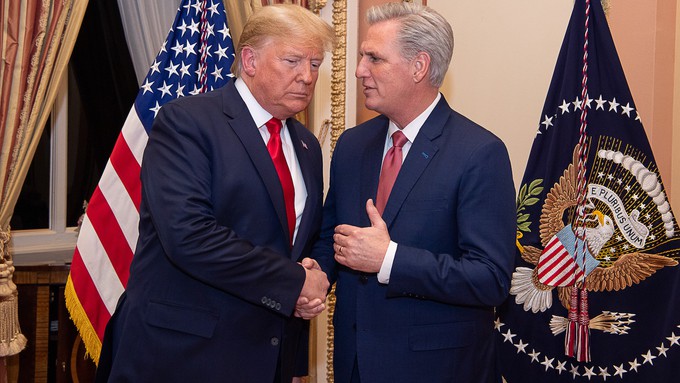 Image caption: Donald Trump greets Kevin McCarthy (R-CA 23) whose district includes two of California’s highest murder-rate counties.