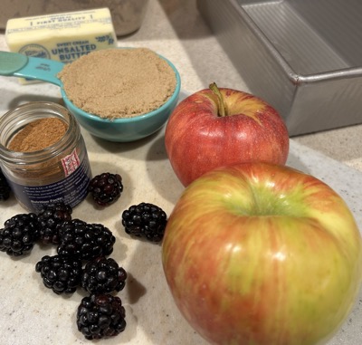 Ingredients for apple-blackberry cake