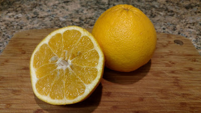 Cocktail grapefruit cut open